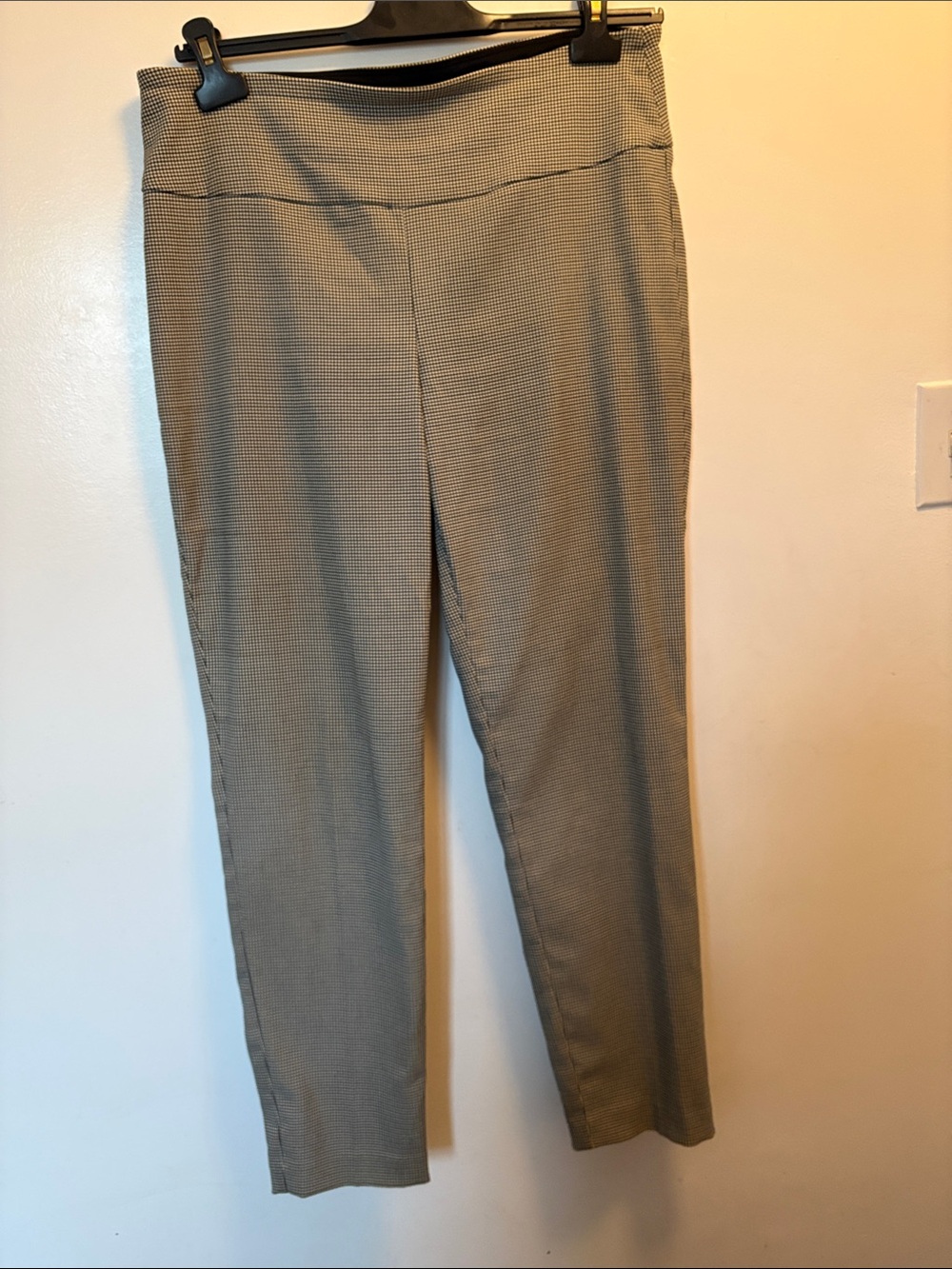 Slim Pull-On Ankle Pants in Taupe Micro-Check